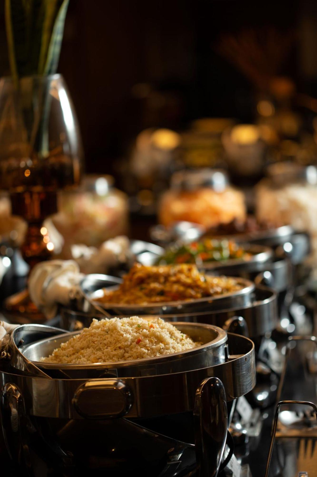 โรงแรมซานติกา พรีเมียร์ บินทาโร เซอร์ปง ภายนอก รูปภาพ